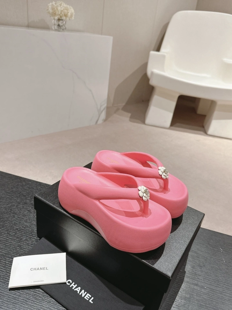 Refined Chxnxl Slippers 127879