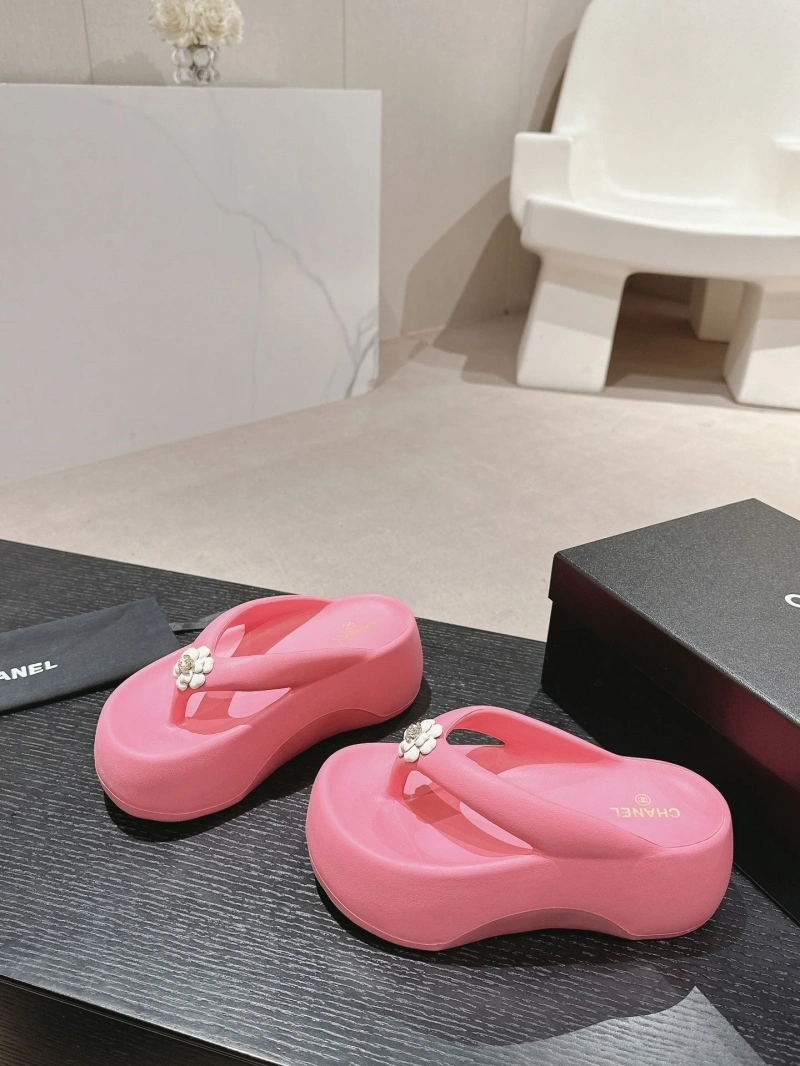 Refined Chxnxl Slippers 127879