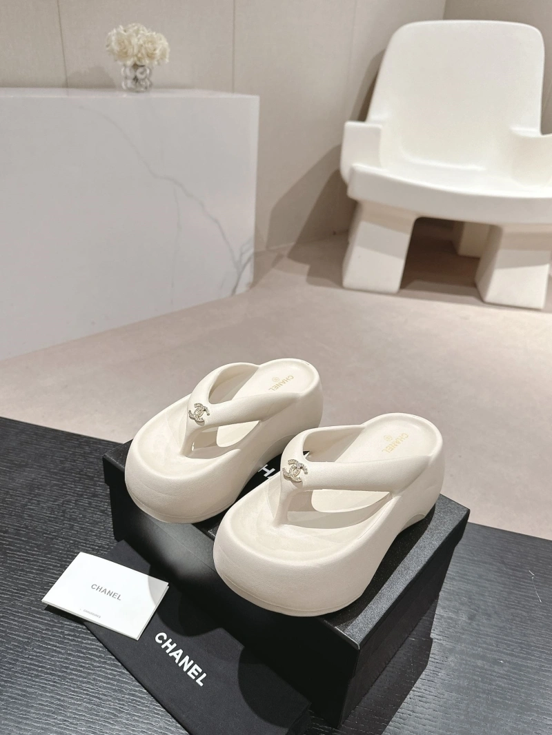 Elegant Chxnxl Slippers 127878