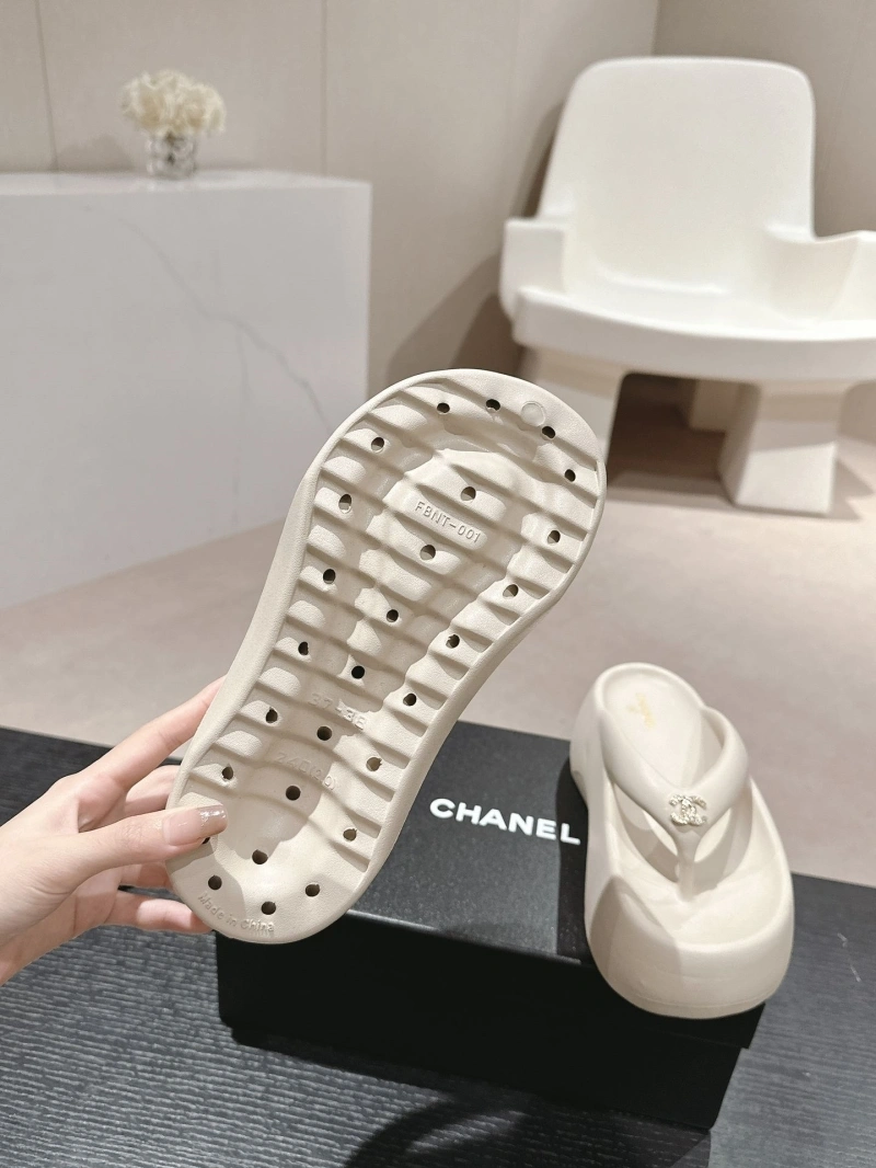 Elegant Chxnxl Slippers 127878
