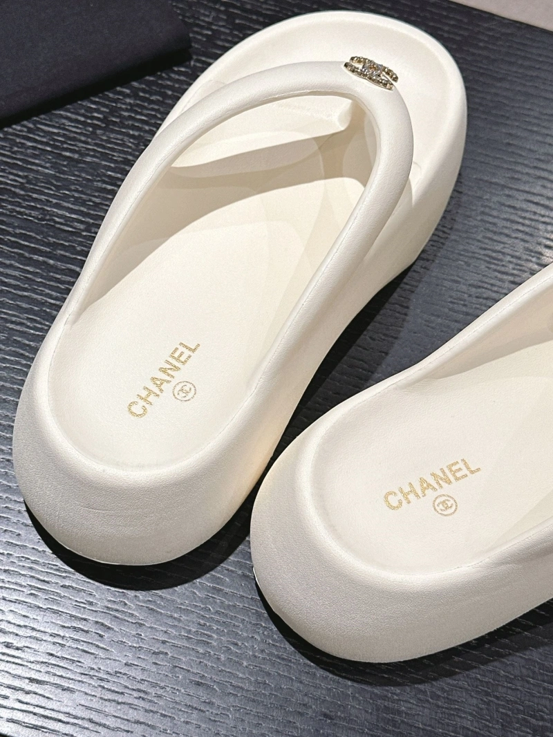 Reliable Chxnxl Slippers 127872