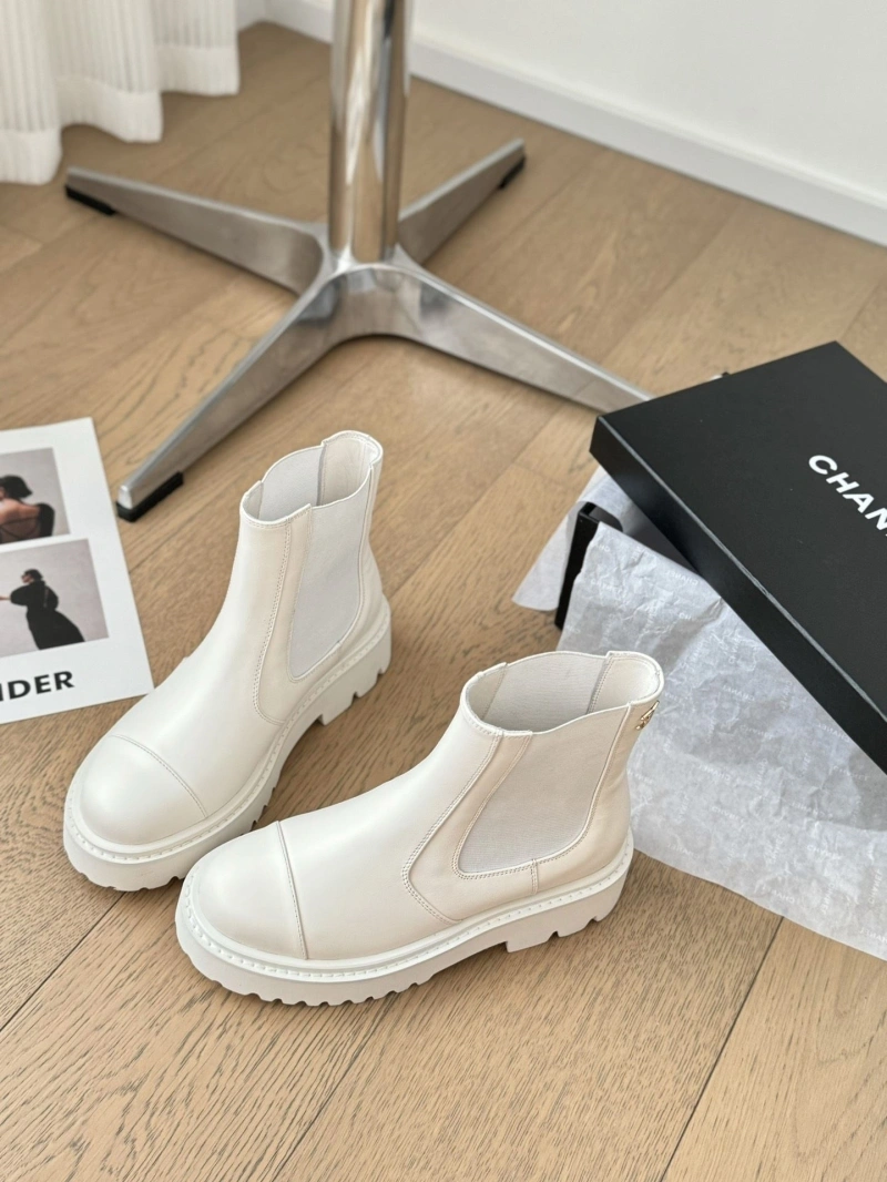 Sleek Chxnxl Boots 129551