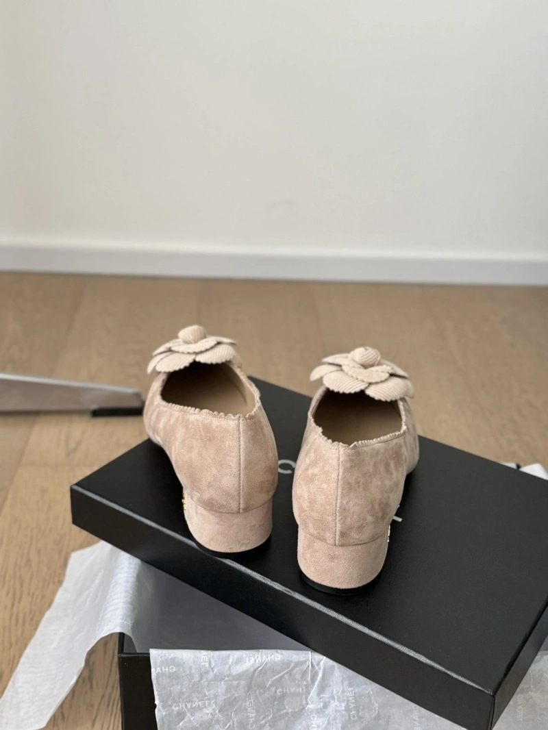 WellDesigned Chxnxl High Heels 128833