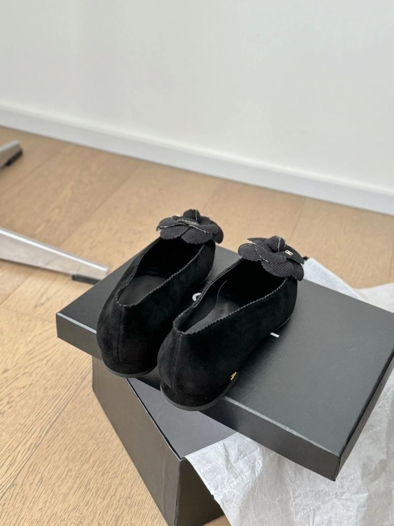 Timeless Chxnxl Flat Shoes 129117
