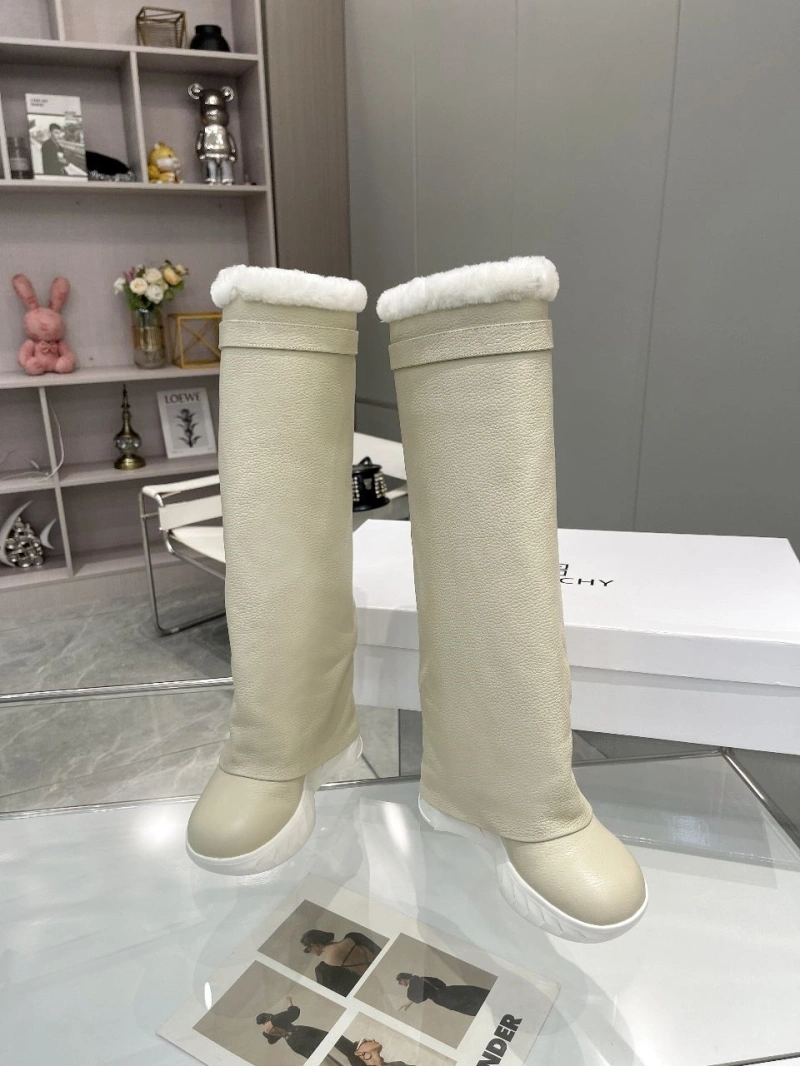 Reliable Gxvxnchy Boots 153897