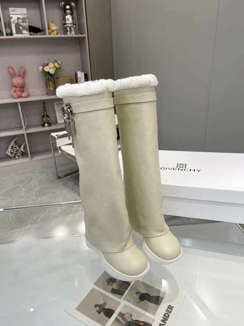 Reliable Gxvxnchy Boots 153897