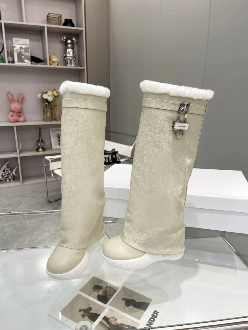 Reliable Gxvxnchy Boots 153897
