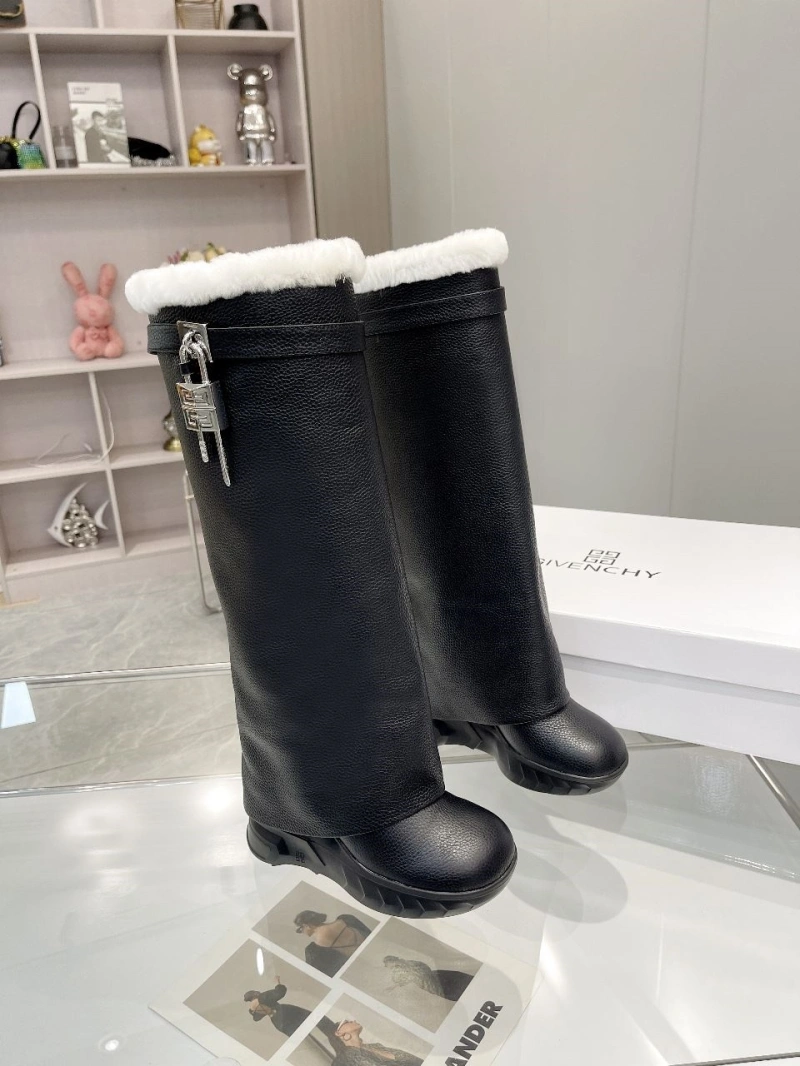 Unique Gxvxnchy Boots 153908