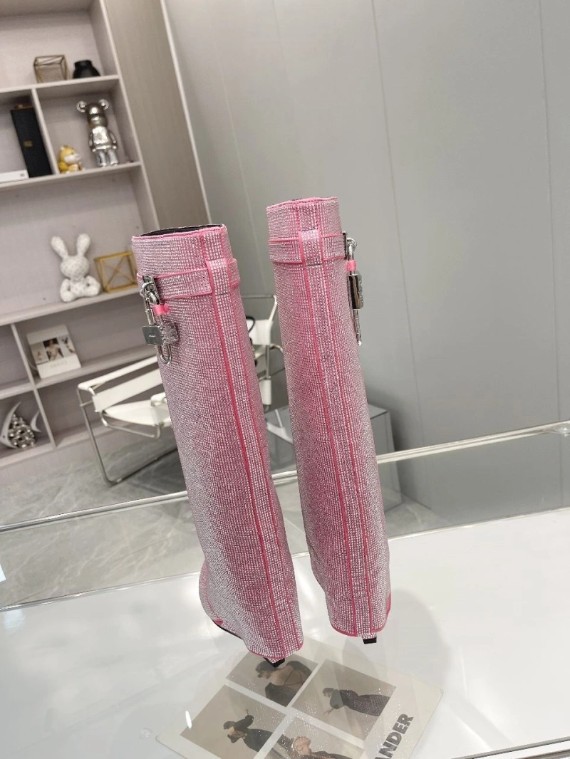 SportInspired Gxvxnchy Boots 153909