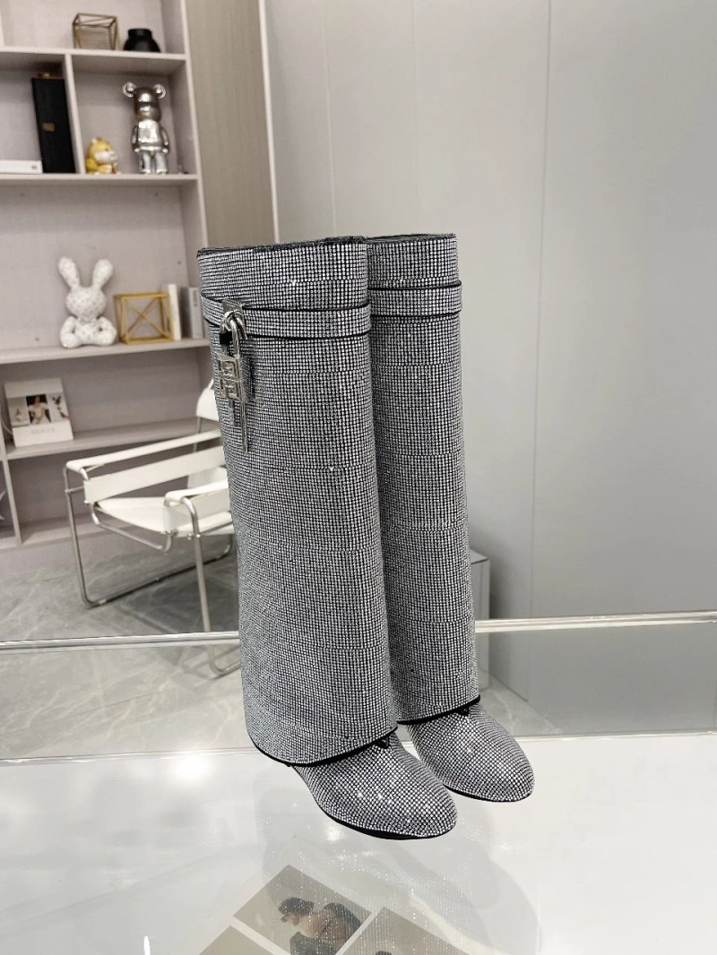Gxvxnchy Boots Bright 153896