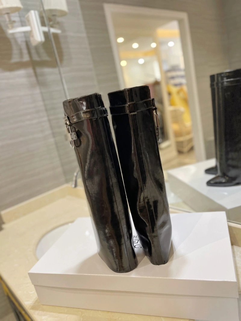 Gxvxnchy Boots Versatile 153911
