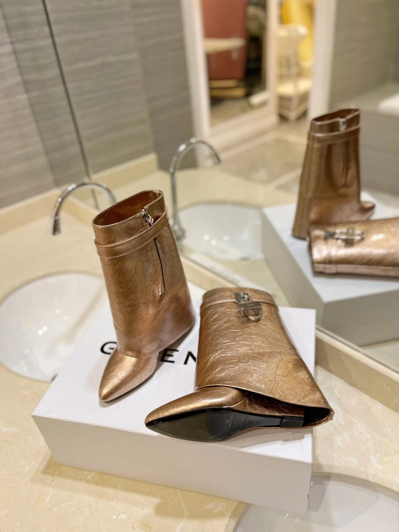 Gxvxnchy Boots Unique 153916