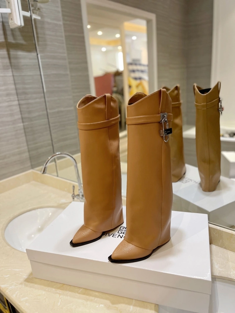 Affordable Gxvxnchy Boots 153917