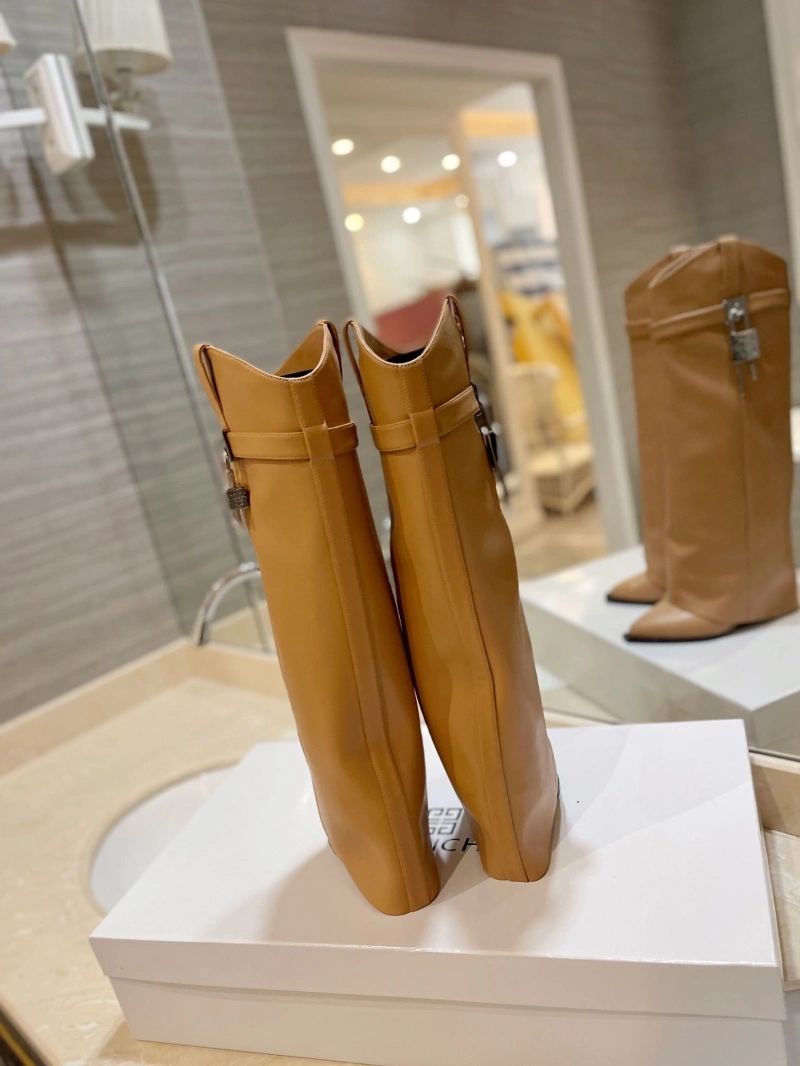 Affordable Gxvxnchy Boots 153917