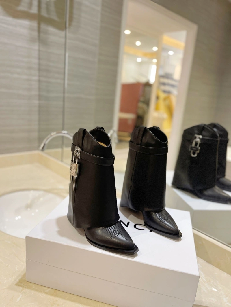 Gxvxnchy Boots HighQuality 153895