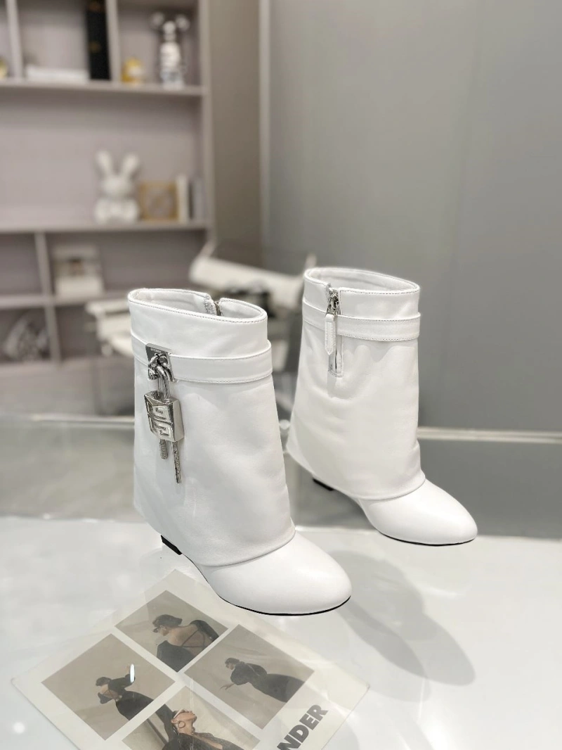 Gxvxnchy Boots Stylish 153887