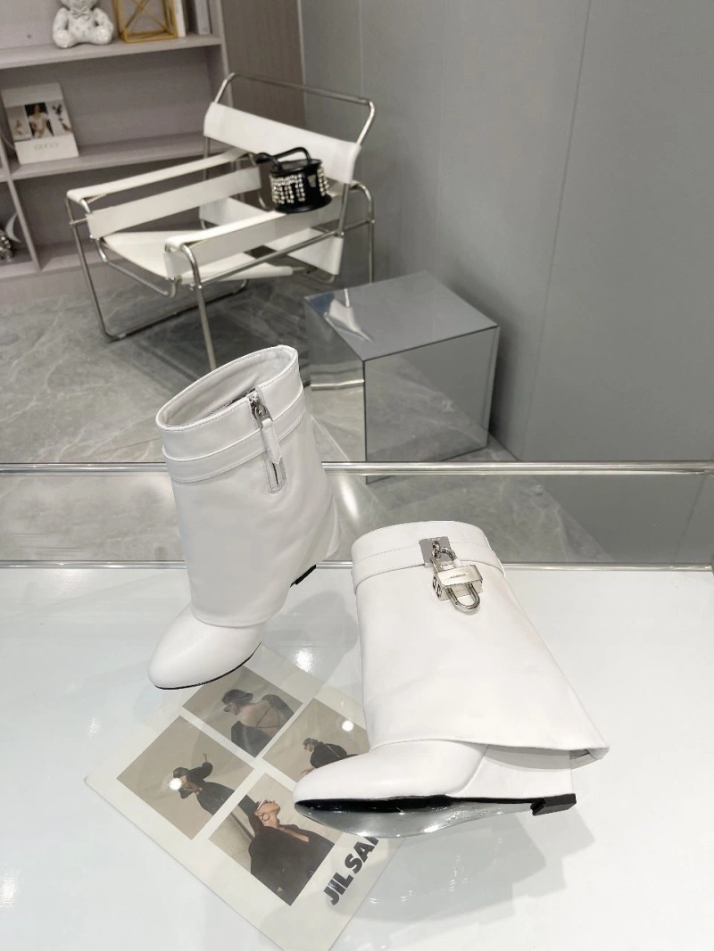 Gxvxnchy Boots Stylish 153887