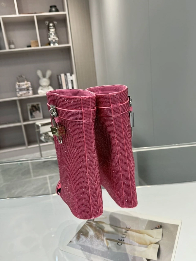 Gxvxnchy Boots AllSeason 153866