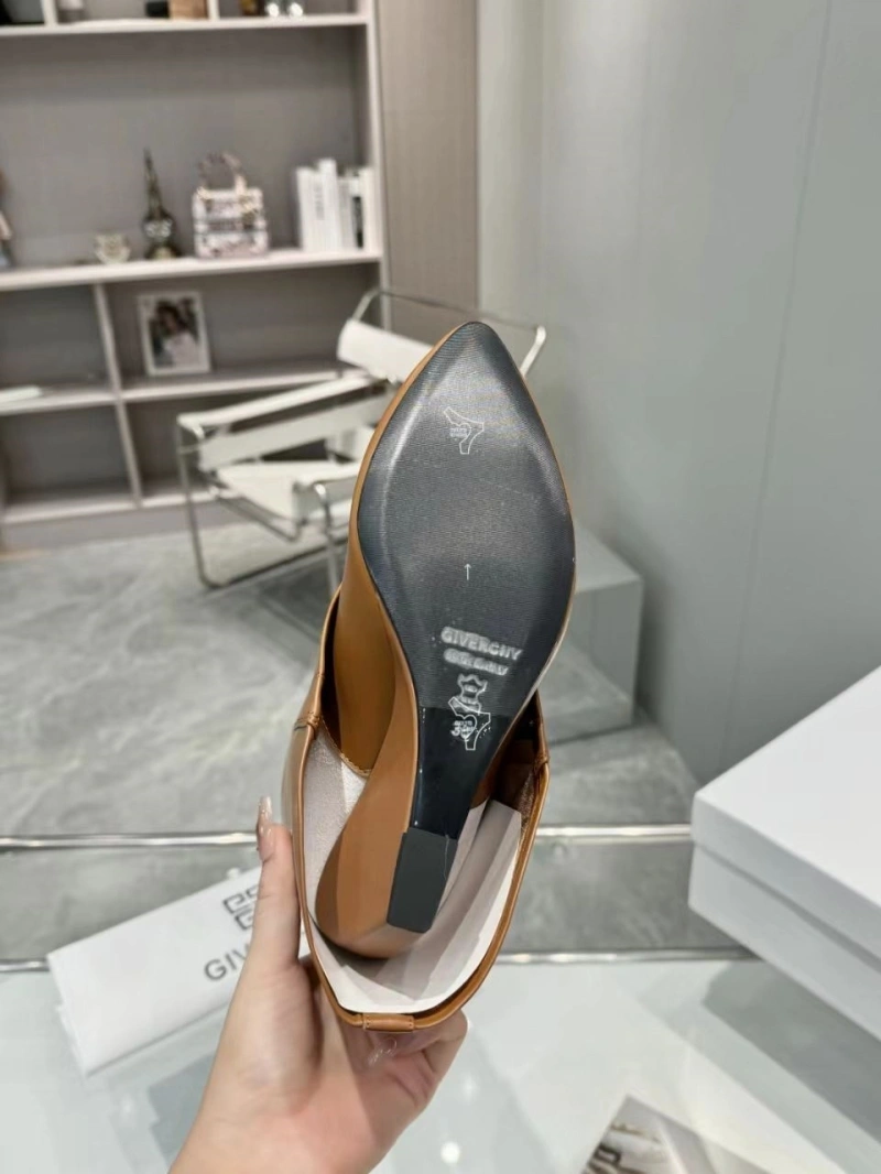 Gxvxnchy Boots Sophisticated 153859