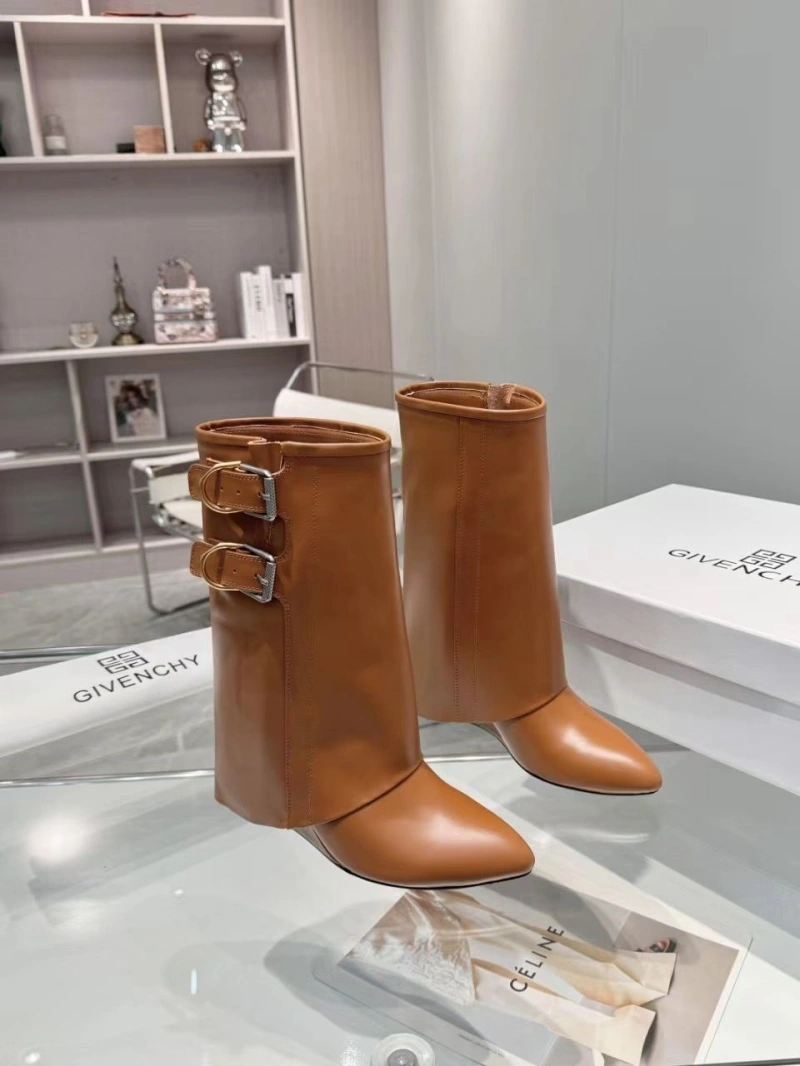 Gxvxnchy Boots Sophisticated 153859