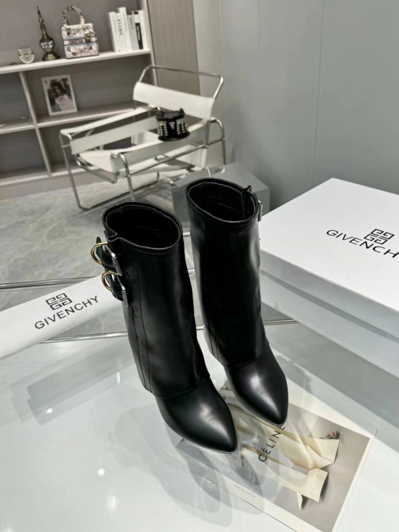 Sleek Gxvxnchy Boots 153864