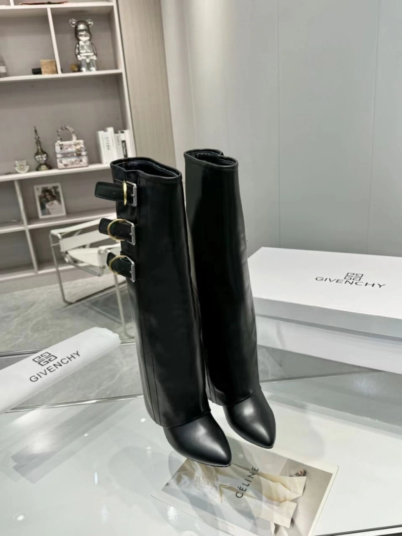 Versatile Gxvxnchy Boots 153867