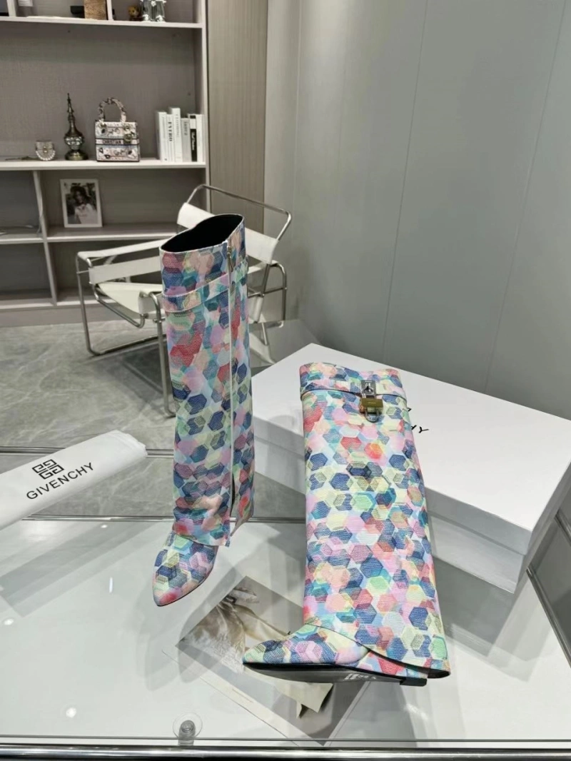 Gxvxnchy Boots Efficient 153873
