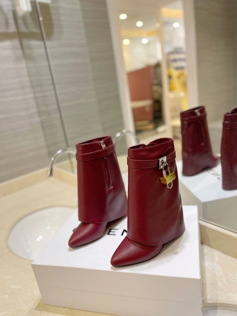 Affordable Gxvxnchy Boots 153876