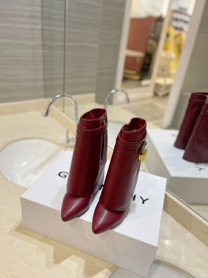 Affordable Gxvxnchy Boots 153876