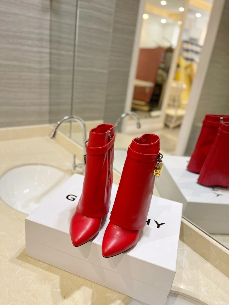 Affordable Gxvxnchy Boots 153869