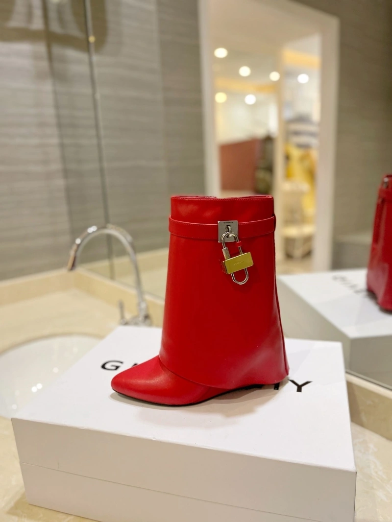 Affordable Gxvxnchy Boots 153869