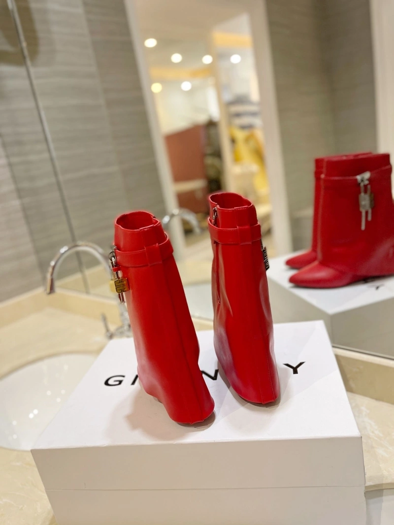 Affordable Gxvxnchy Boots 153869
