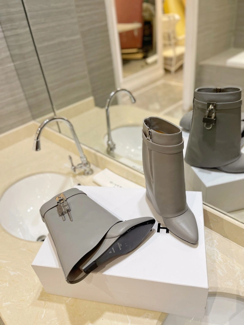 Gxvxnchy Boots UrbanStyle 153871