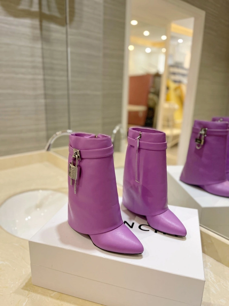 Gxvxnchy Boots Flexible 153863