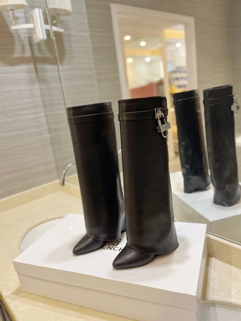 Gxvxnchy Boots GoAnywhere 153860