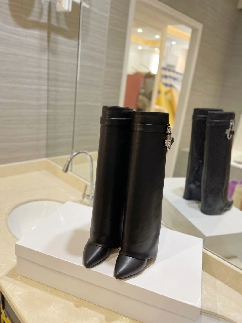 Gxvxnchy Boots GoAnywhere 153860