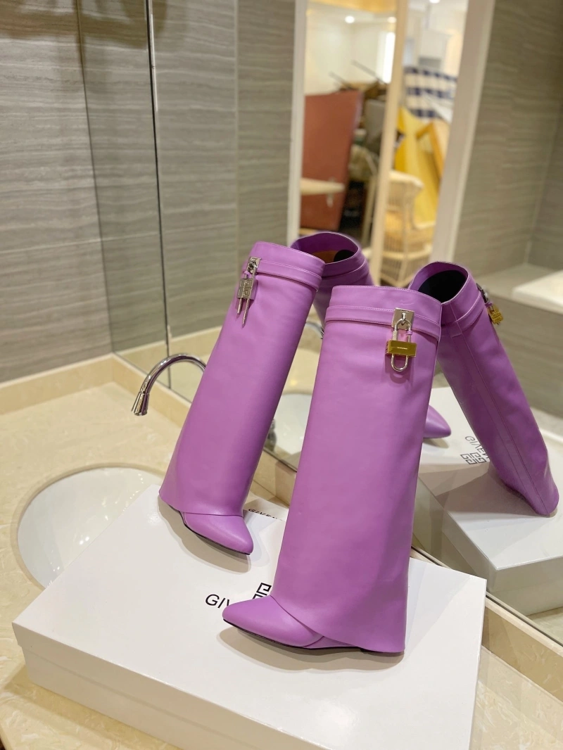 Stylish Gxvxnchy Boots 153852