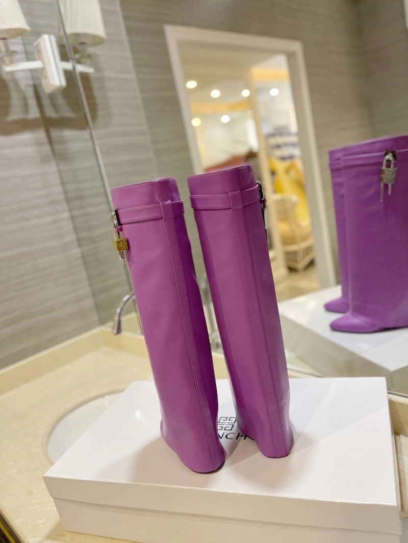 Stylish Gxvxnchy Boots 153852