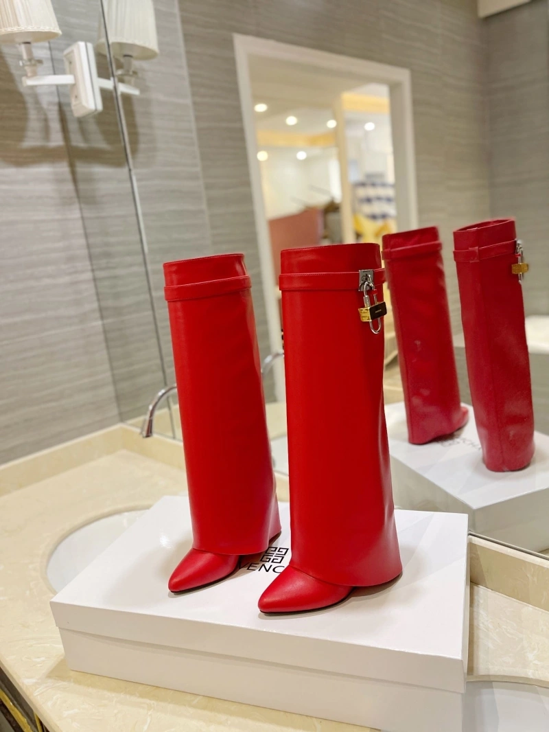 Flexible Gxvxnchy Boots 153851