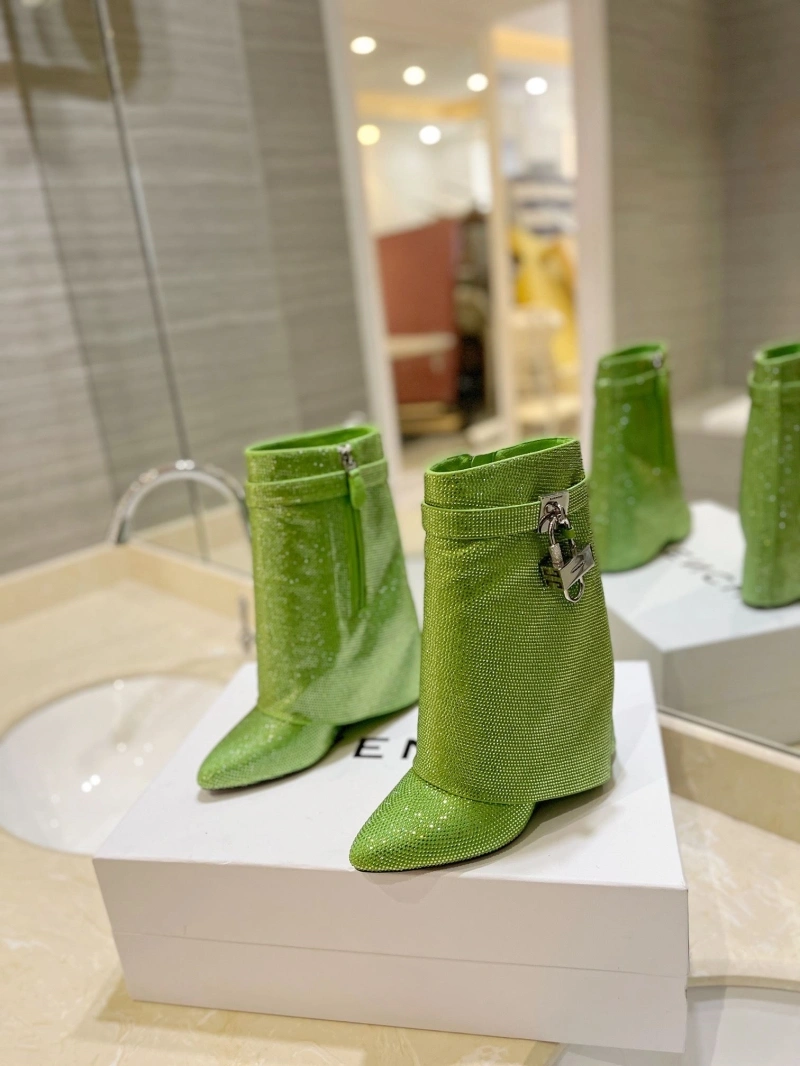 Gxvxnchy Boots ModernLook 153828