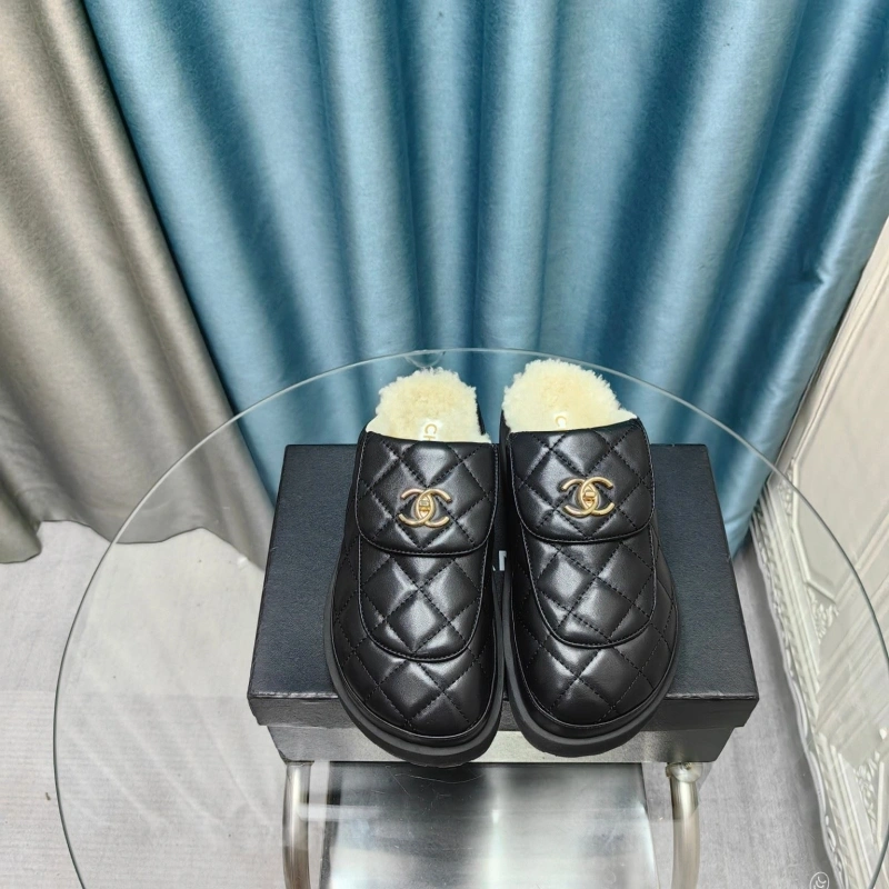 SportInspired Chxnxl Slippers 127865