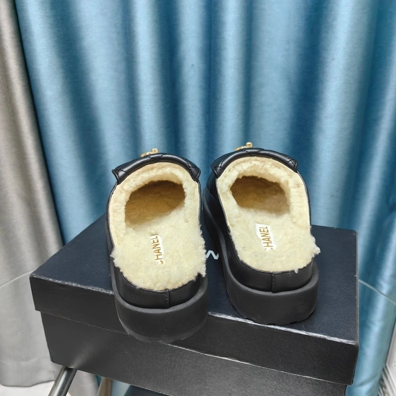 SportInspired Chxnxl Slippers 127865