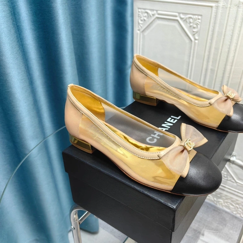 Compact Chxnxl Flat Shoes 129097