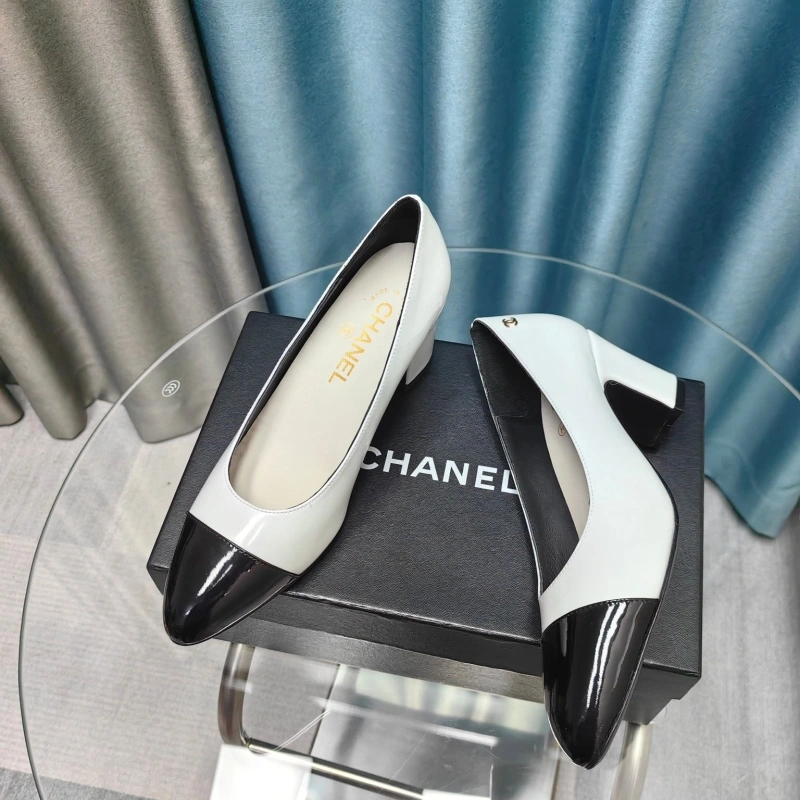 Trendsetting Chxnxl High Heels 128815