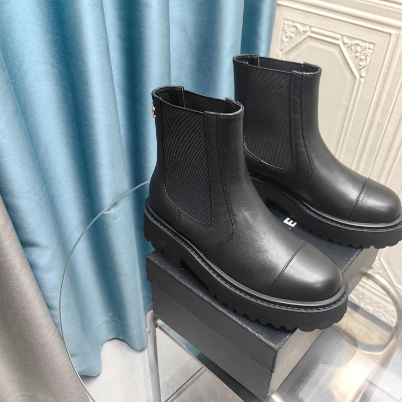 WellDesigned Chxnxl Boots 129509