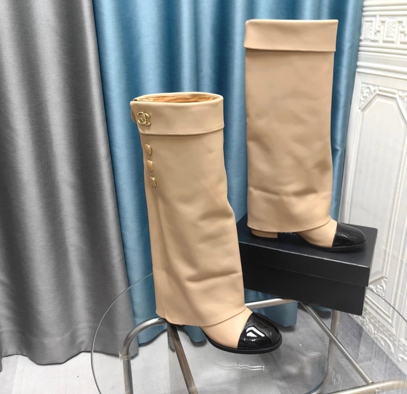 Sleek Chxnxl Boots 129516