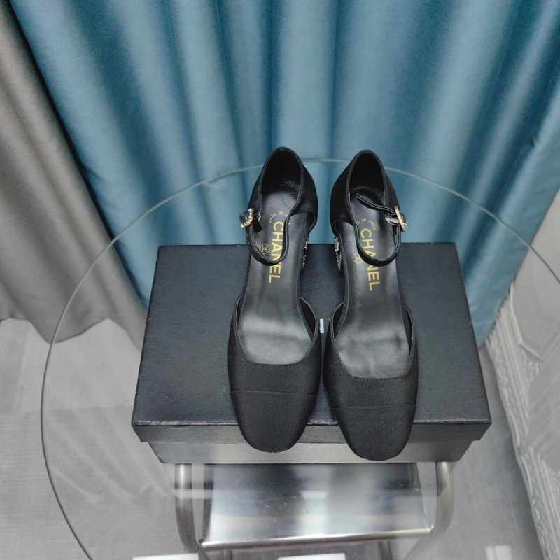 Versatile Chxnxl High Heels 128800