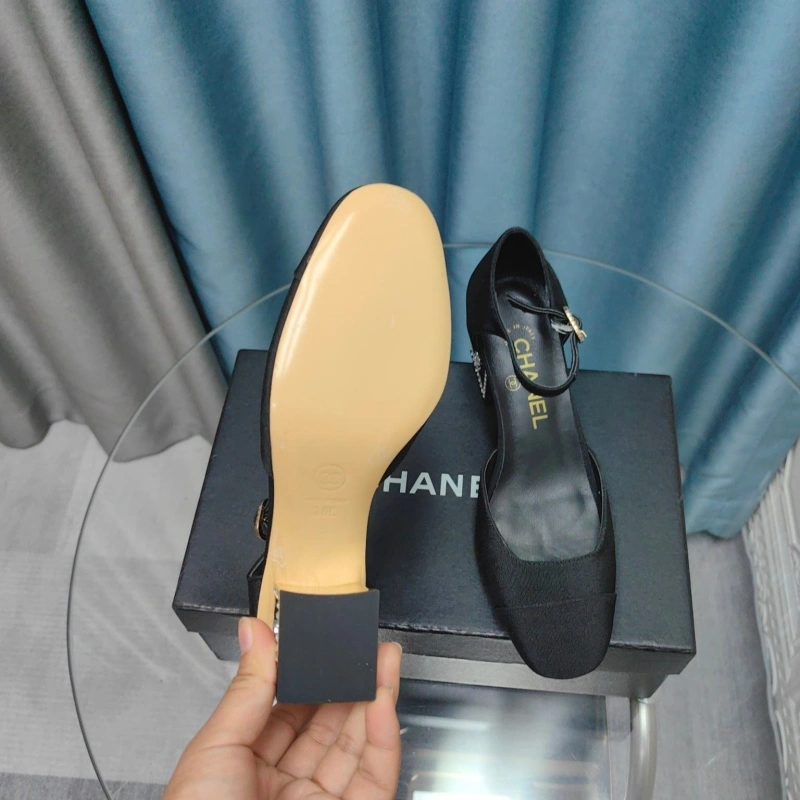 Versatile Chxnxl High Heels 128800
