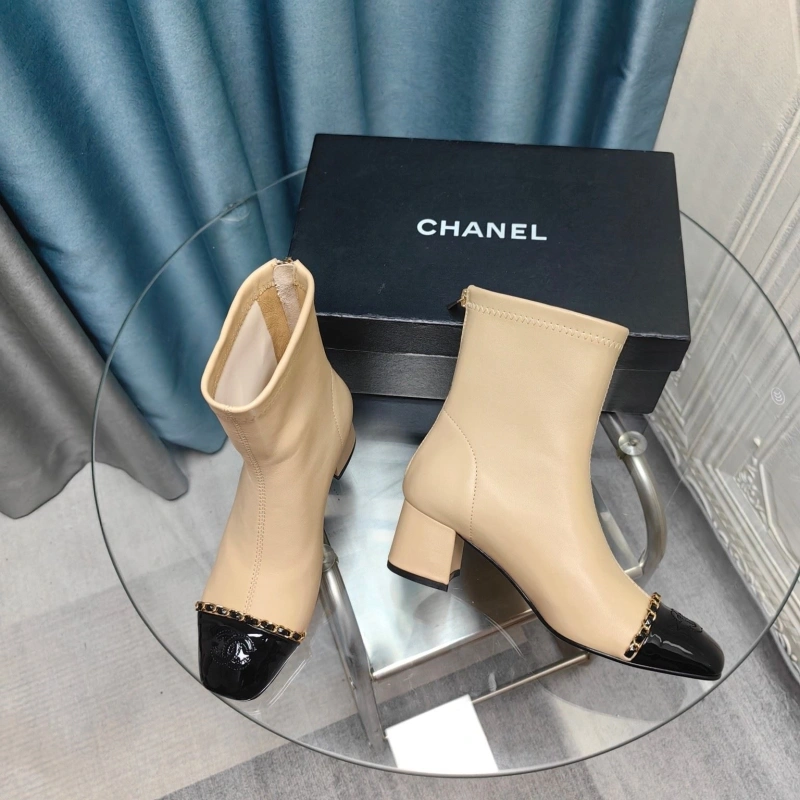 Practical Chxnxl Boots 129483