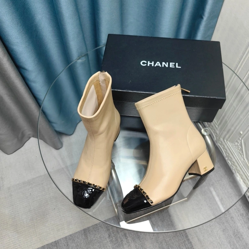 Practical Chxnxl Boots 129483